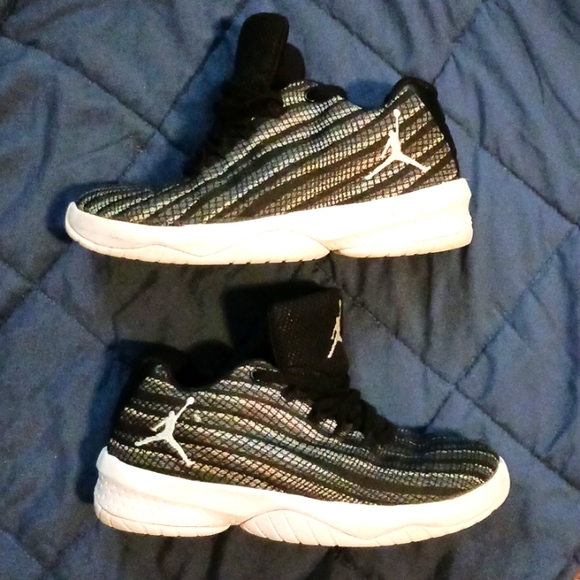 Jordan Bfly Black - Picture 2 of 7